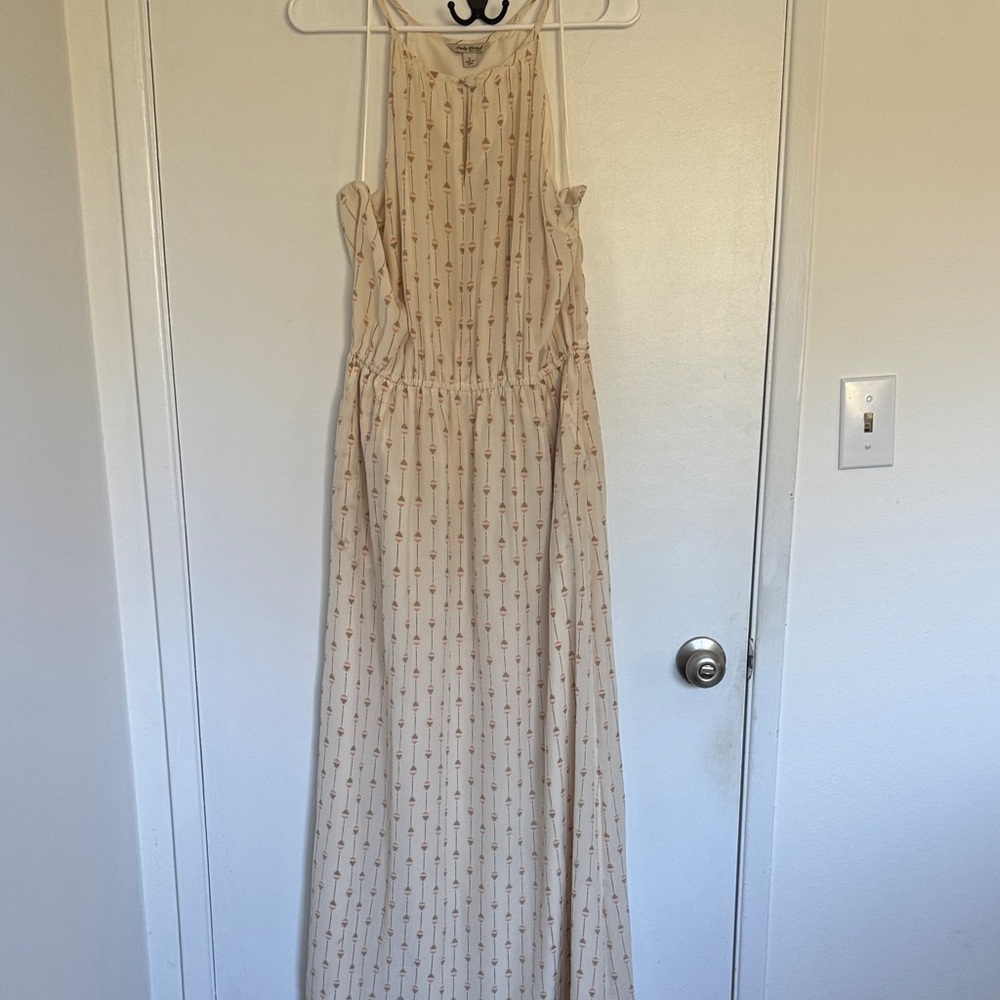Lucky Brand Cream Maxi Dress with Subtle Pattern